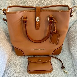 Dooney & Bourke NWT Tote, Caramel Color with Wristlet.